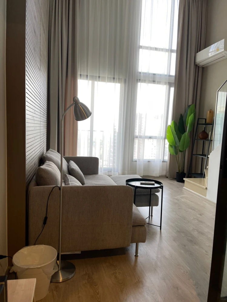 For rent THE TREE Pattanakarn - Ekkamai, spacious room, nice to live in, interested in booking now, don't delay.