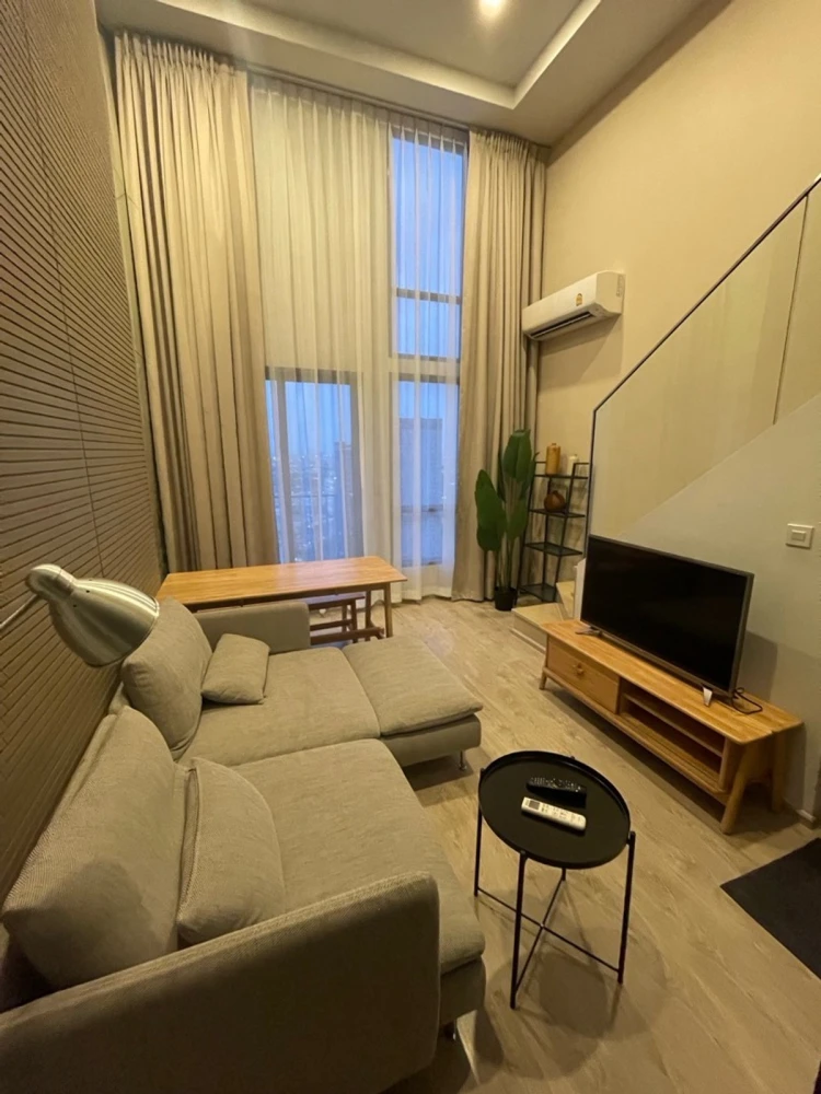 For rent THE TREE Pattanakarn - Ekkamai, spacious room, nice to live in, interested in booking now, don't delay.