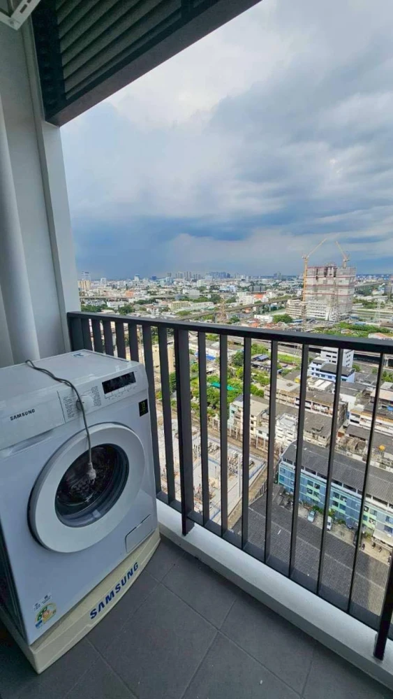 For rent THE TREE Pattanakarn - Ekkamai, high floor, ready to move in, fully furnished, hurry and reserve now.