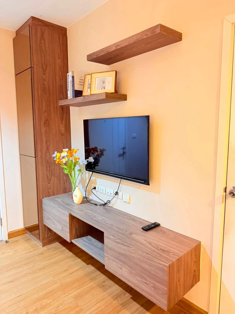 For rent: The Tree RIO Bang-Aor Station. Beautifully decorated room with a warm atmosphere, ready to move in. Located on the 32nd floor with high view
