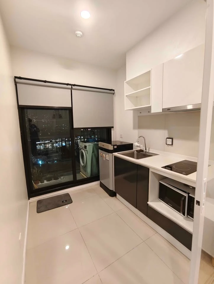 For rent: The Tree Sukhumvit 71-Ekkamai, north-facing view, not hot, beautiful view, Airport Link side, nothing blocking, reserve now.