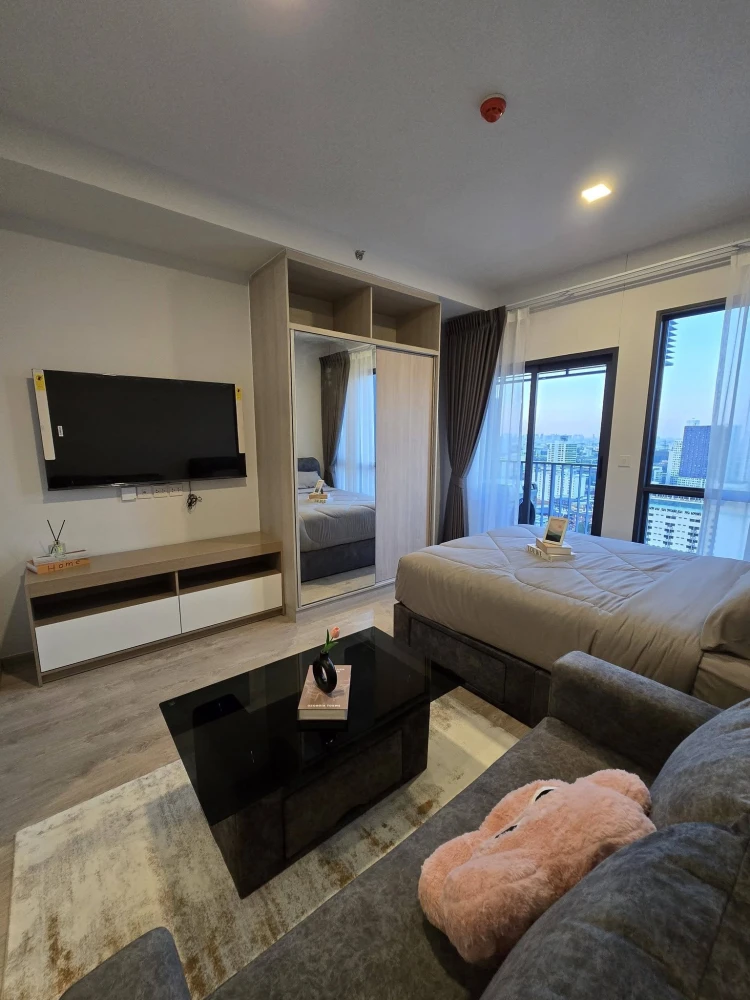 For rent: The Tree Pattanakarn – Ekkamai. Ready to move in, fully furnished with appliances. Book now!