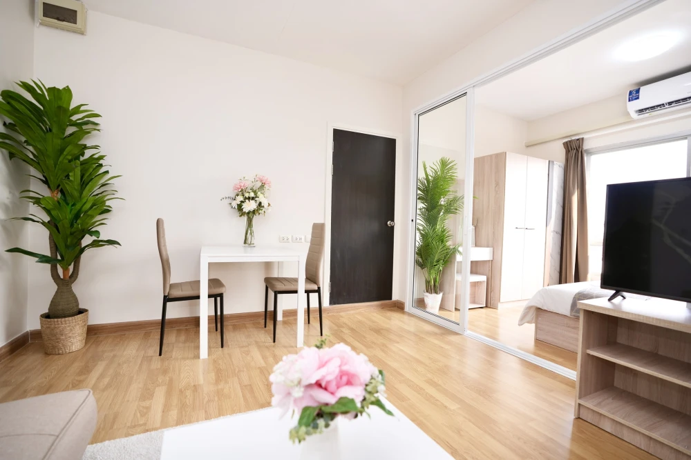 For rent: The Tree Lat Phrao Wang Hin, Building A, 4th floor, fully furnished, ready to move in.
