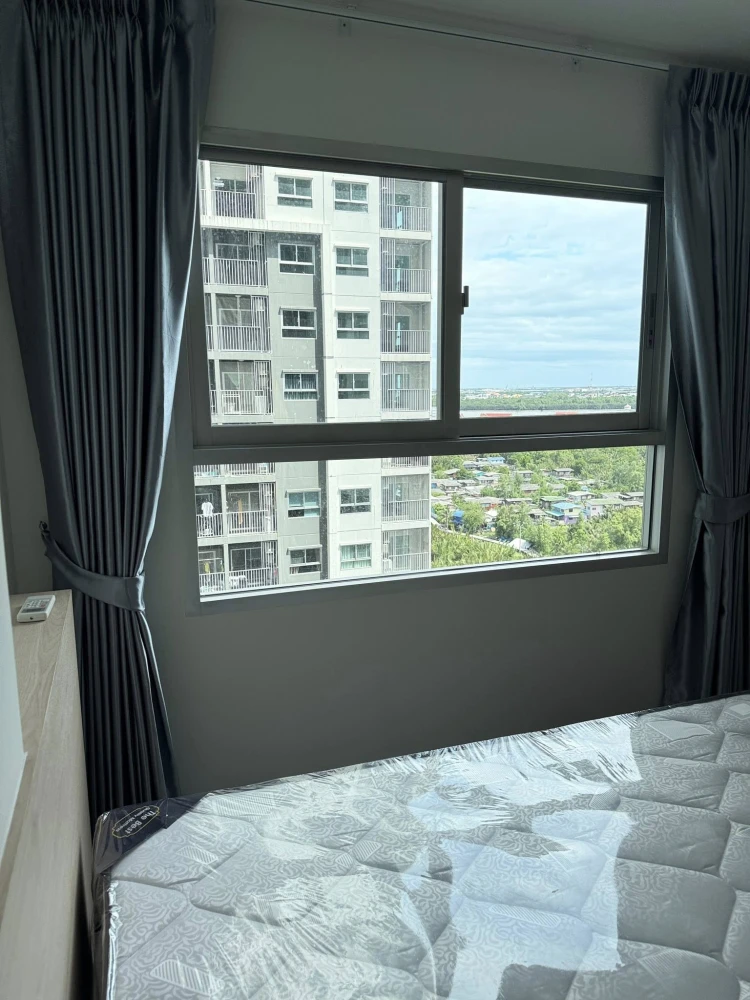 For rent: The Trust @ BTS Erawan, 1 bedroom, 1 bathroom, fully furnished, beautiful view, cool room. Book now!