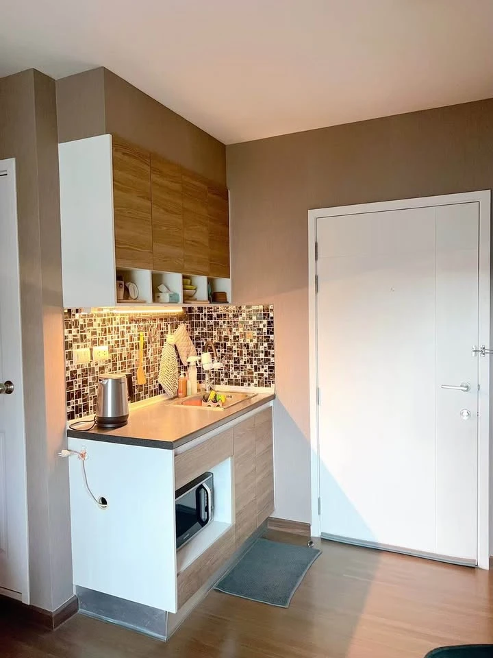 ให้เช่า The Trust Condo Amata - Chonburi ห้องน่าอยู่ พร้อมเฟอร์ ราคาดีสบายกระเป๋า รีบจองเลย