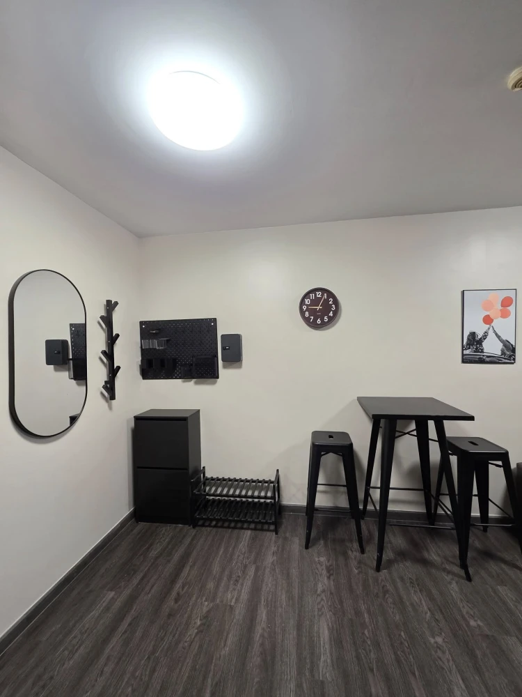 For rent: The Trust Condo Central Pattaya, 1 bedroom, 1 bathroom, decorated in a controlled tone, comes with complete furniture, book now.