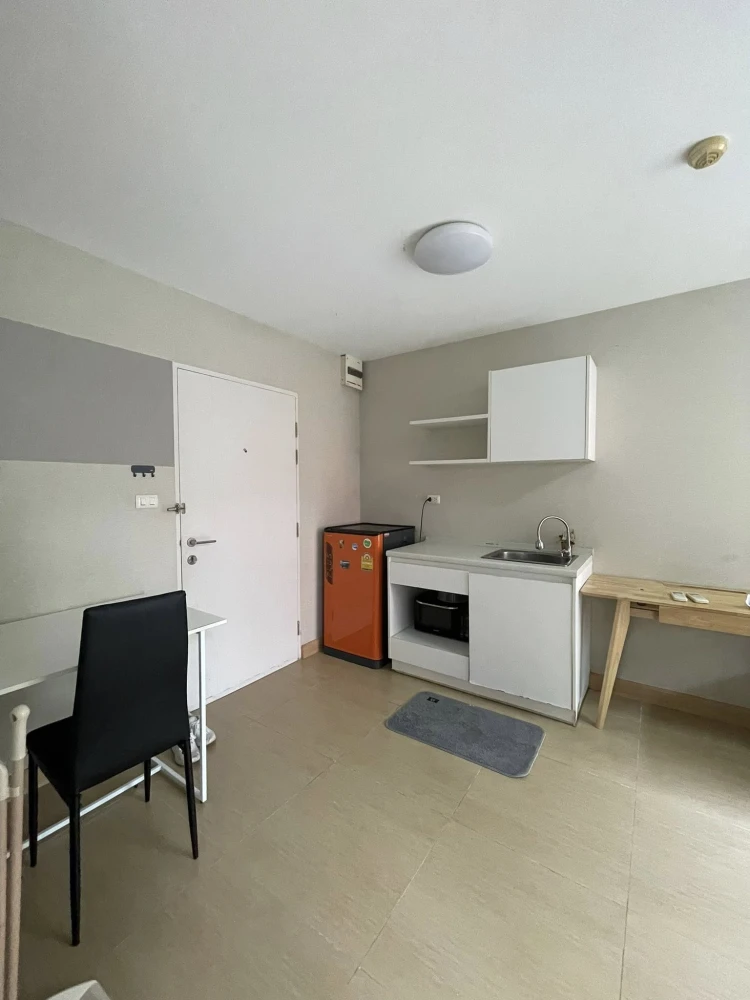 For rent: The Trust Condo Nakornpathom, 1 bedroom, 1 bathroom. Fully furnished, ready to move in.