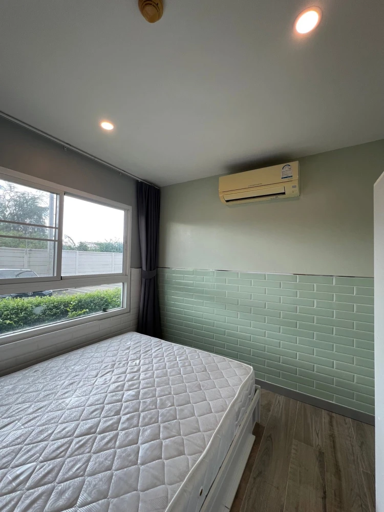 For rent: The Trust Condo Nakornpathom, 1 bedroom, 1 bathroom. Great location, complete facilities. Book now!