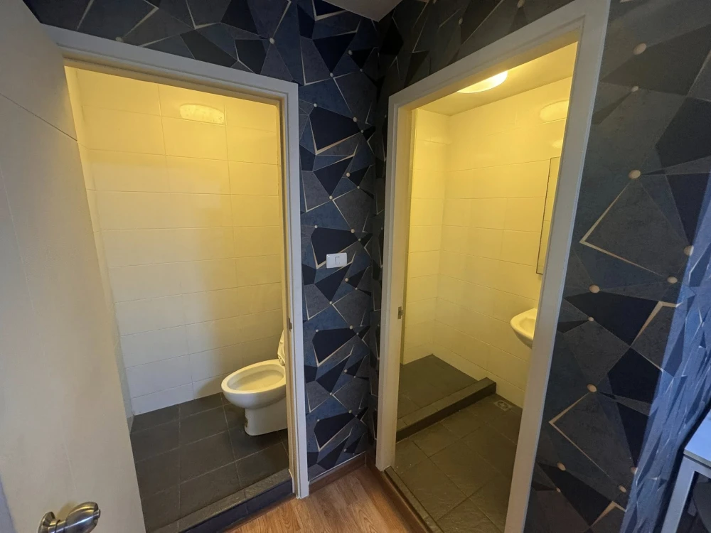 ขาย/ให้เช่า The Trust Condo Ngamwongwan ห้องมุม ชั้นสูง วิวโล่ง อากาศดี เฟอร์นิเจอร์และเครื่องใช้ไฟฟ้าครบ เข้าอยู่ได้ทันที