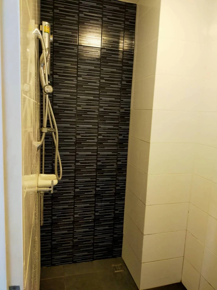 For rent: The Trust Condo South Pattaya, 12th floor, fully furnished, nice to live in, reserve now.