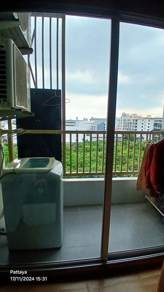 For rent: The Trust Condo South Pattaya, 7th floor, city view, Sattahip side, fully furnished, nice to live in, reserve now.