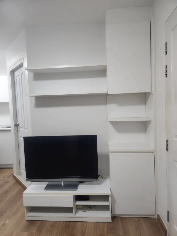 For rent: The Trust Residence Pinklao, 30th floor, beautiful city view, unblocked, fully furnished. Book now!