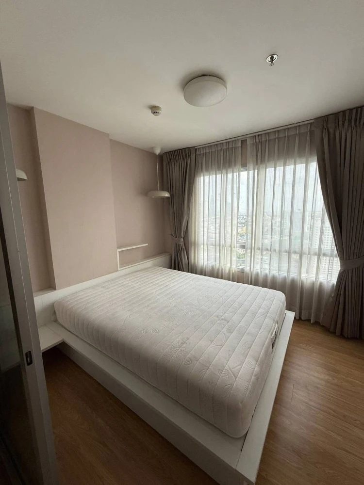 For rent: The Trust Residence Ratchada-Rama3, ready to move in, high floor, spacious room, just bring your bags.