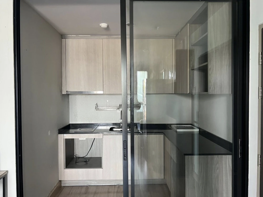 For rent: The Unique 19, 2 bedrooms, 2 bathrooms, fully furnished, spacious area. Book now!