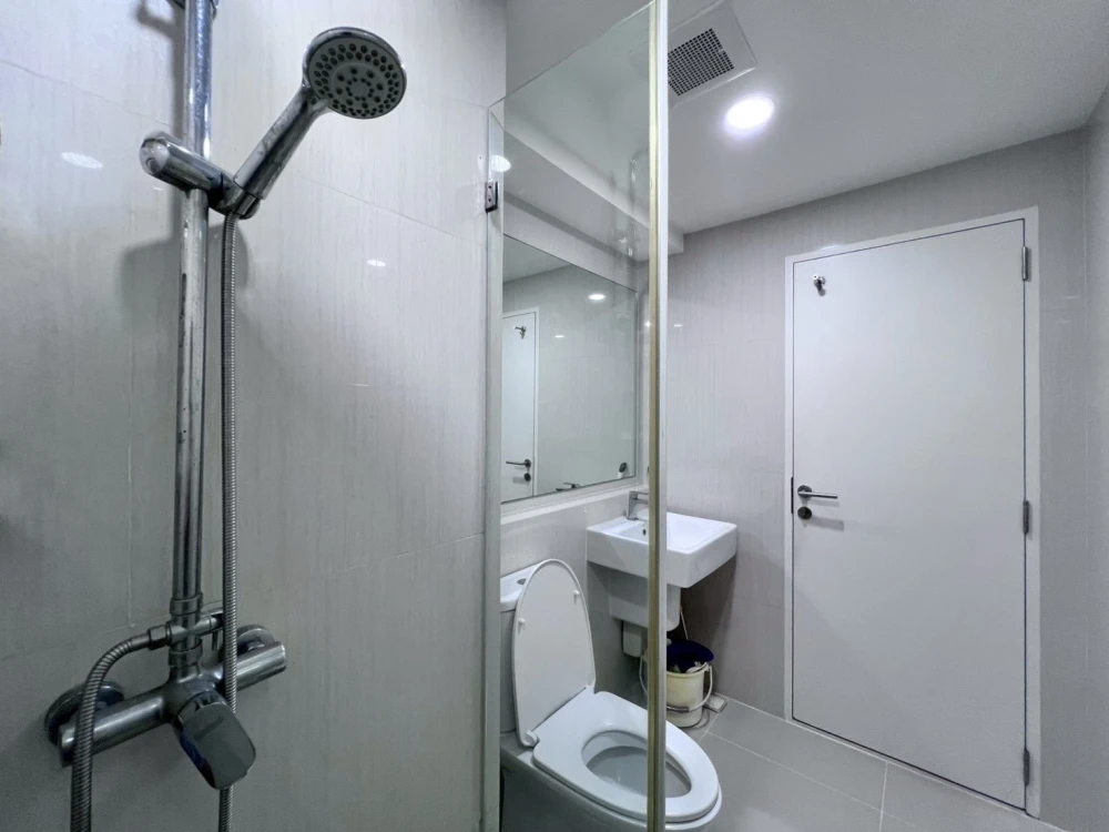 For rent: The Urban Attitude Bearing, 14th floor, 5th unit. A great place to live! Book now, don't miss out!