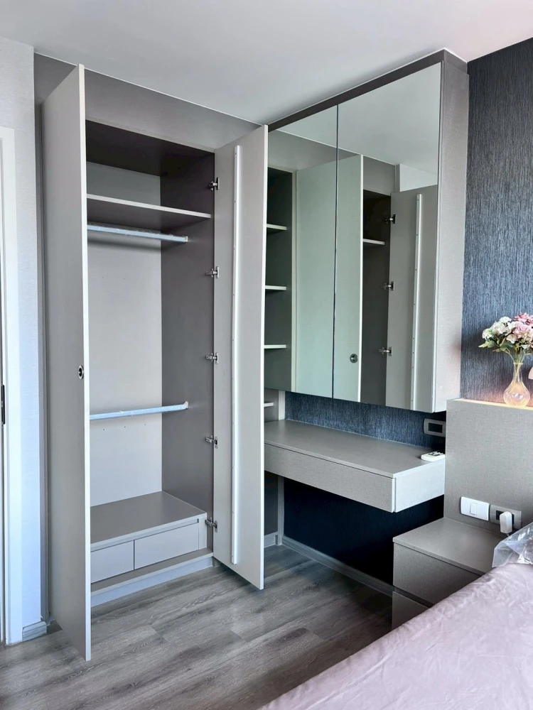 For rent: The Urban Attitude Bearing, 14th floor, 5th unit. A great place to live! Book now, don't miss out!