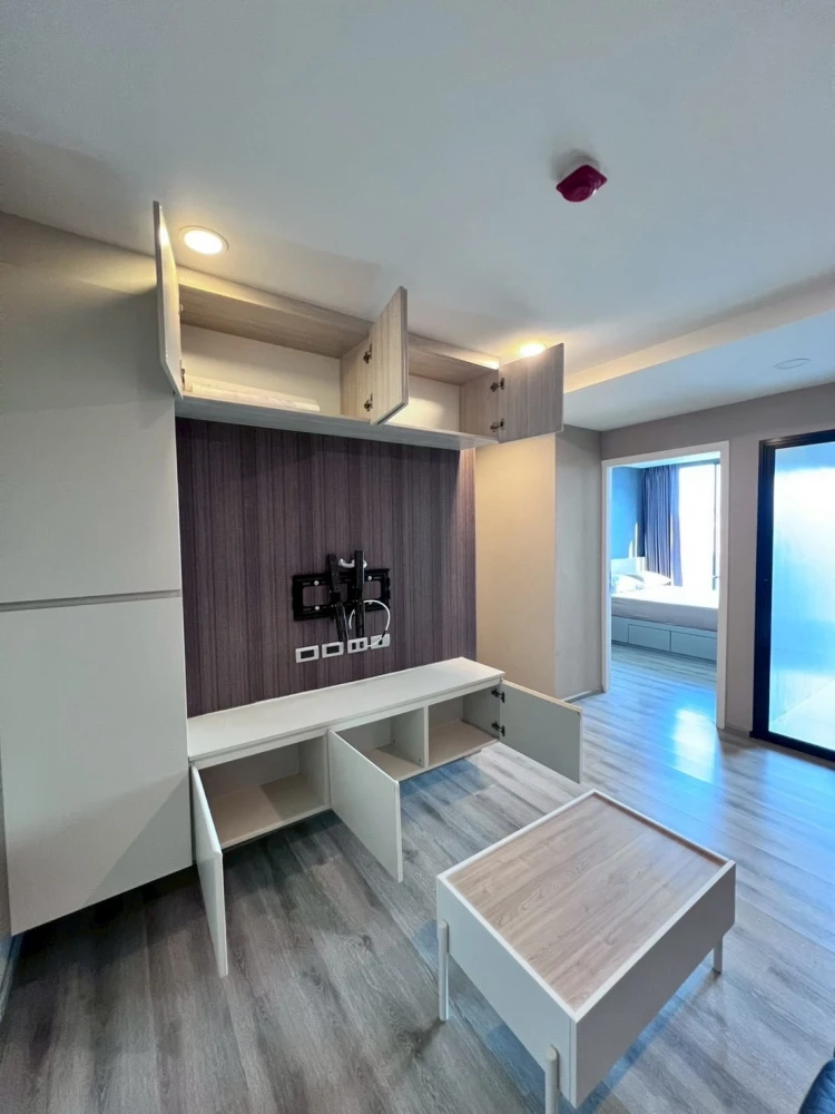 For rent: The Urban Attitude Bearing, 14th floor, 5th unit. A great place to live! Book now, don't miss out!