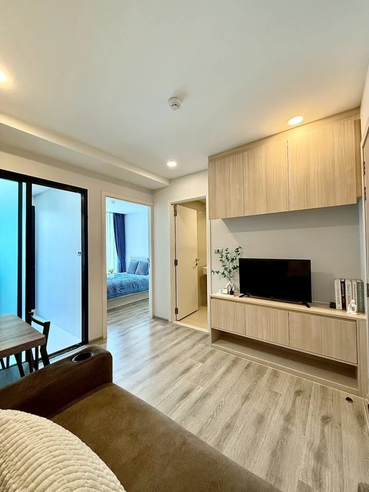 For rent: The Urban Attitude Bearing 14, 7th floor, corner room, fully furnished, nice to live in, reserve now, hurry!