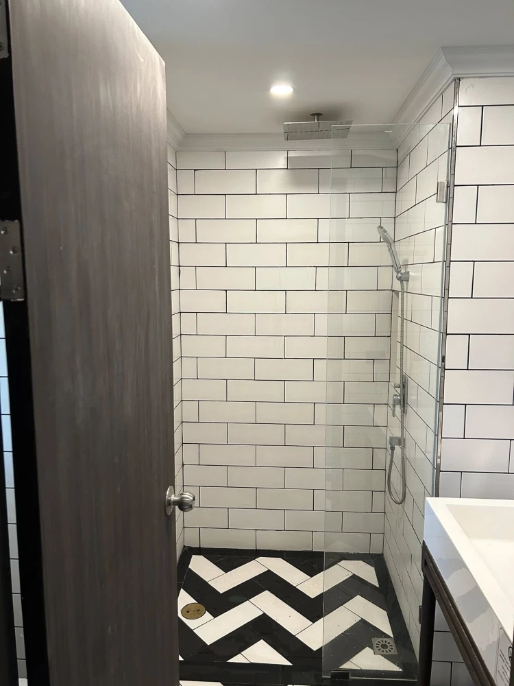 For rent: The Venetian Signature Condo Resort Pattaya, a nice room on the 4th floor, fully furnished, hurry and reserve now!