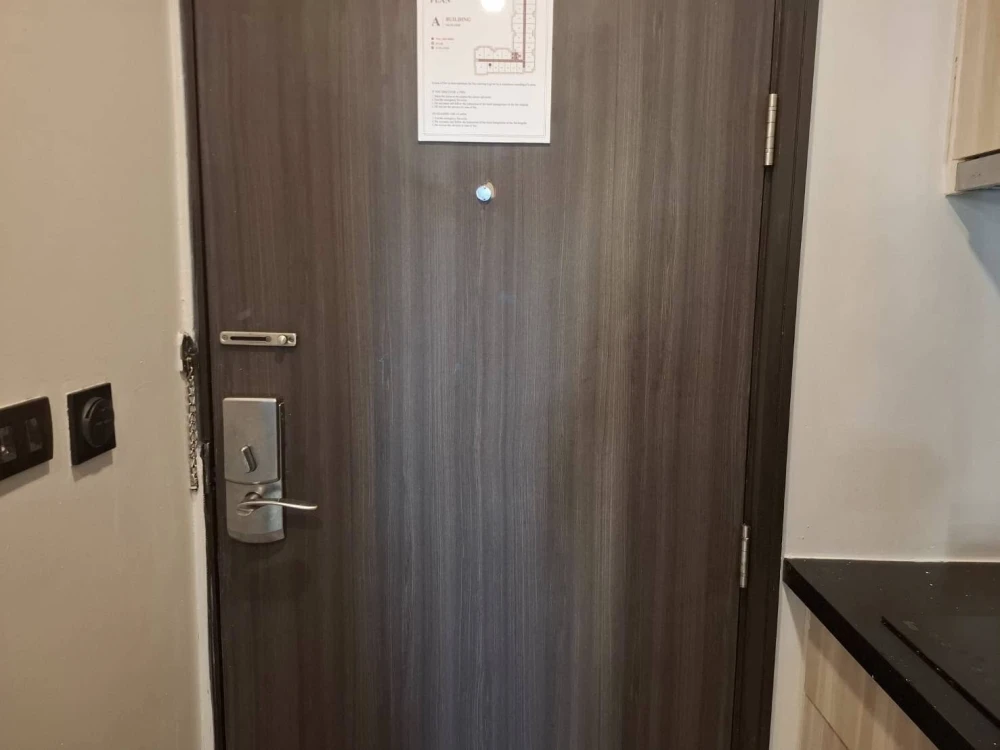 For rent: The Venetian Signature Condo Resort Pattaya, a nice room on the 4th floor, fully furnished, hurry and reserve now!
