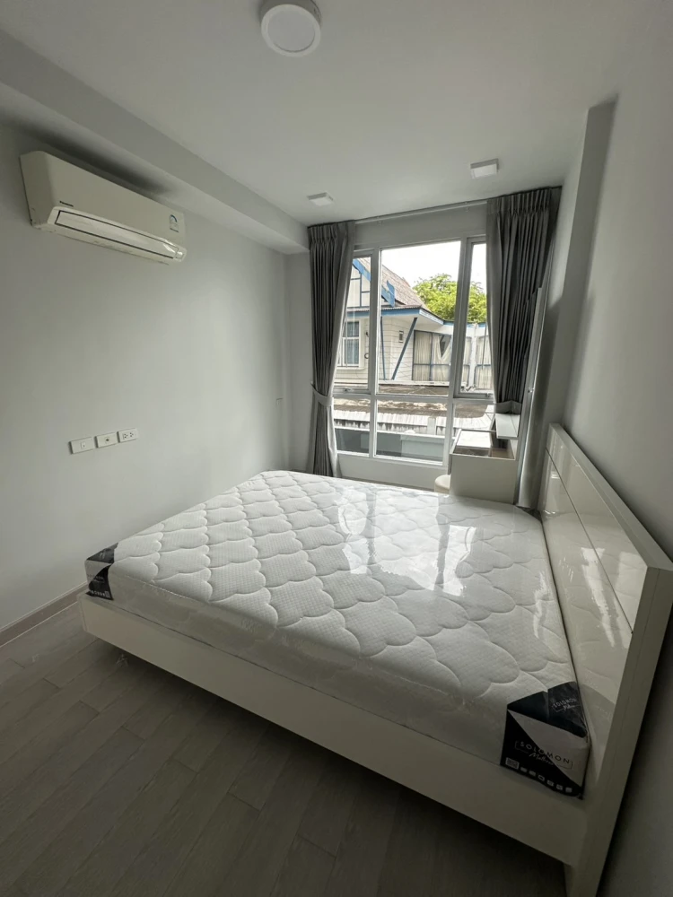 For rent: The Ville Express Ratchayothin, 2nd floor, room size 31.18 sq.m., fully furnished, move in now, don't wait.