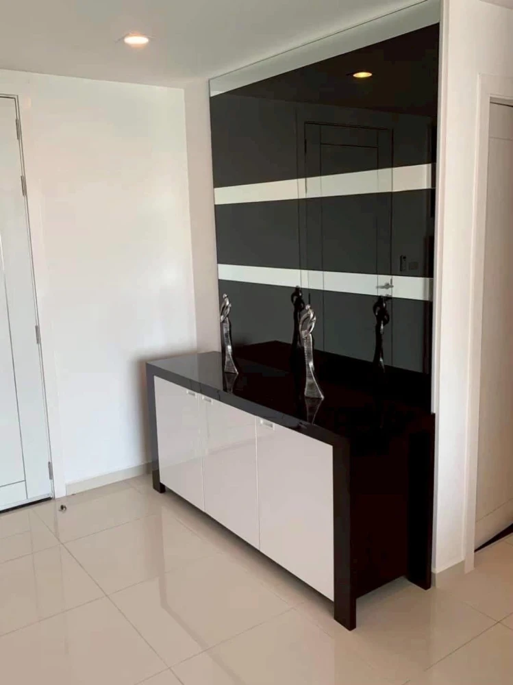 For rent: The Vision, a comfortable room with a large sofa for sitting and a sea view. If it's this good, what are you waiting for?
