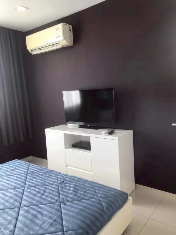 For rent: The Vision, a comfortable room with a large sofa for sitting and a sea view. If it's this good, what are you waiting for?