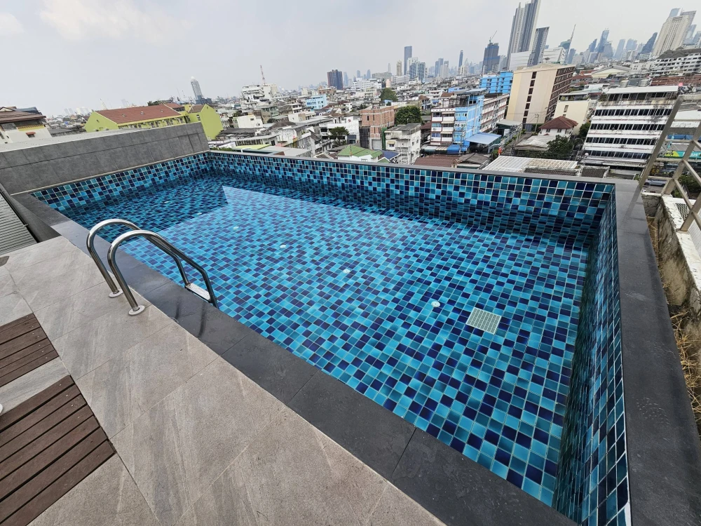 For rent: The Viva Condo Sathorn-Taksi. Nice, spacious room with full furnishings. Book now!