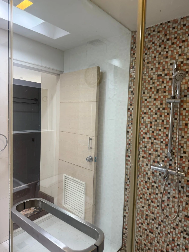 For rent: The Waterford Park Sukhumvit 53, spacious room, fully furnished, reserve now, don't miss out!