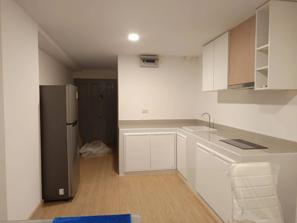For rent: The Waterford Rama 4, 2 bedrooms, lots of usable space, good location, beautiful garden view, reserve now!