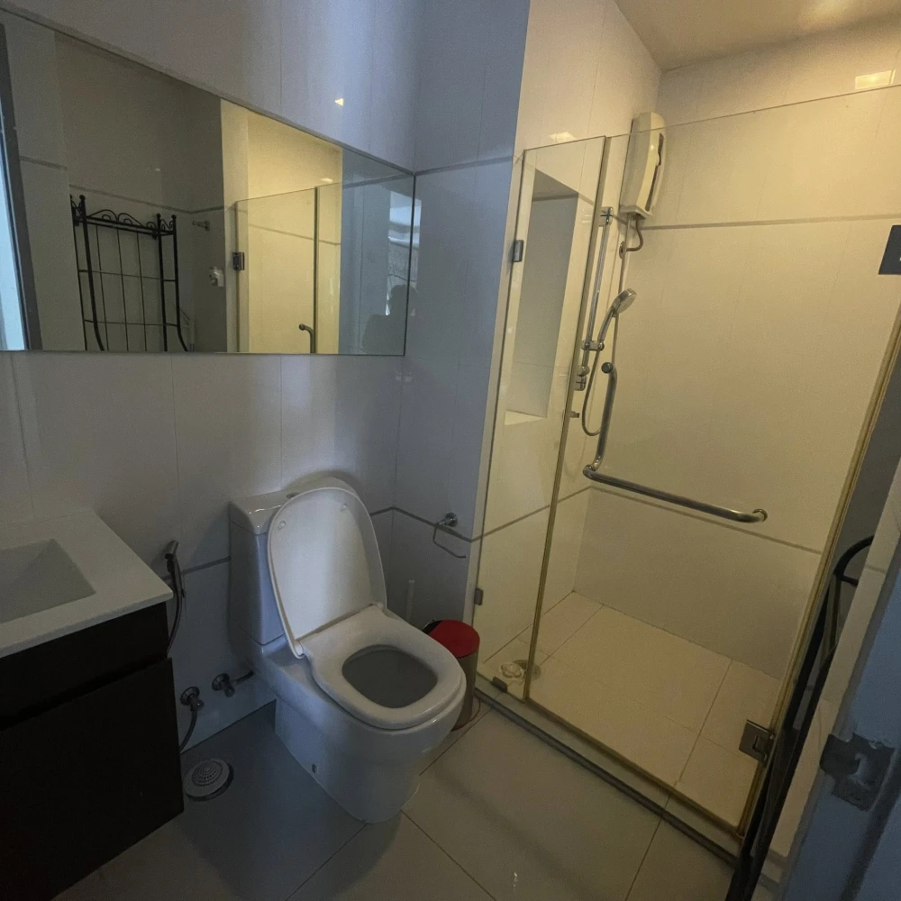 For rent: Thru Thonglor, fully furnished room with furniture and appliances. Reserve now!