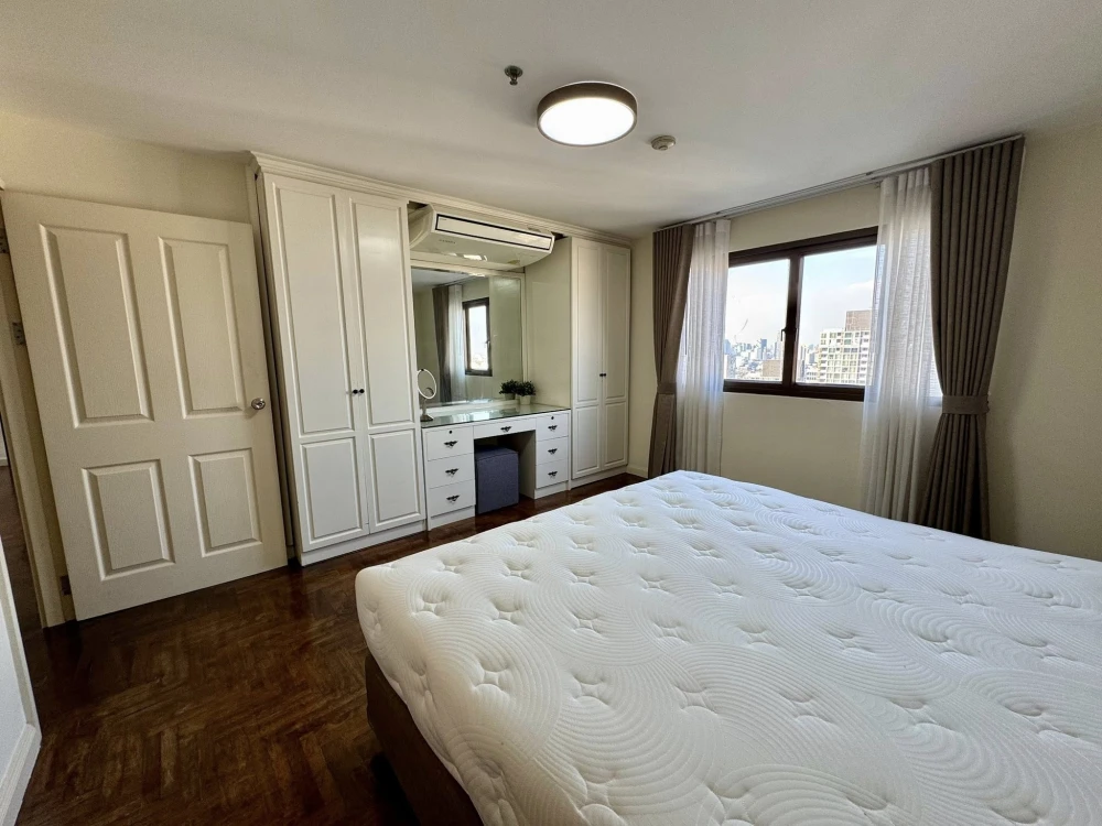 ให้เช่า Top view Tower สุขุมวิท 59 ชั้น 39 ห้องใหญ่ 98 ตรม. 2 ห้องนอน 2 ห้องน้ำ วิวสวย มีระเบียง รีบคว้าเลย