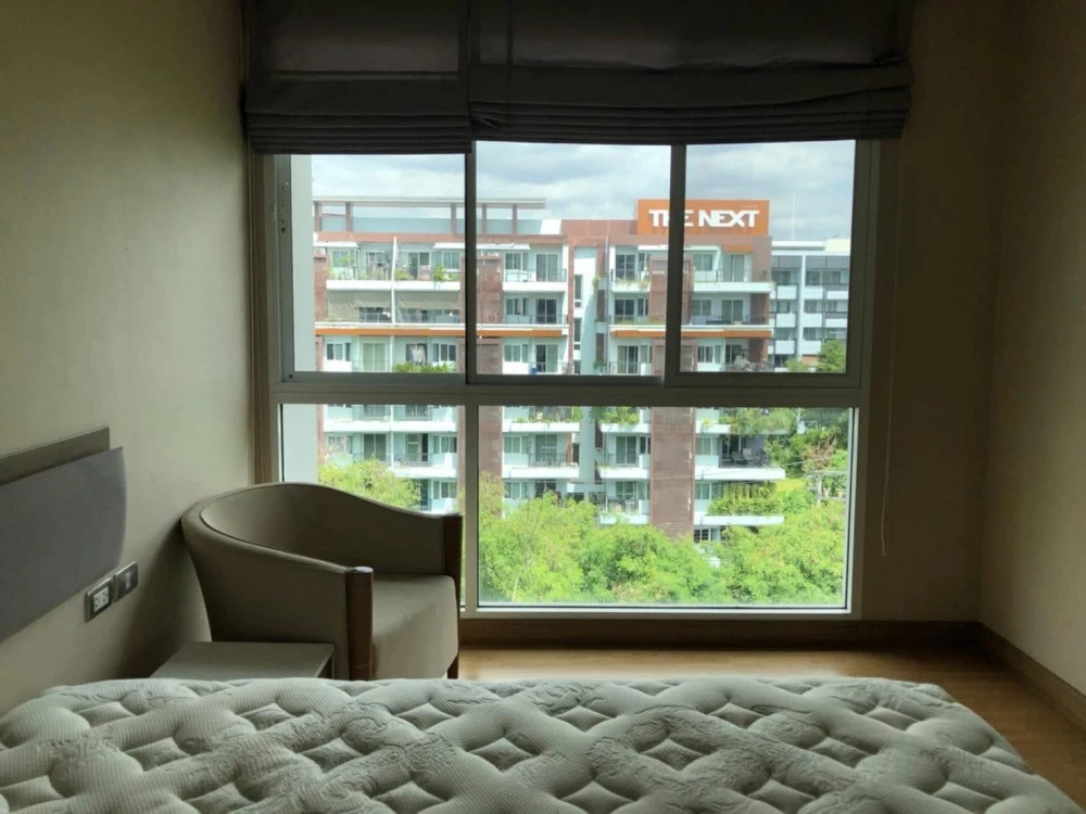 For rent: Tree Condo Luxe Sukhumvit 52, 7th floor, 1 bedroom, quiet atmosphere, good view, fully furnished, book first, get first.
