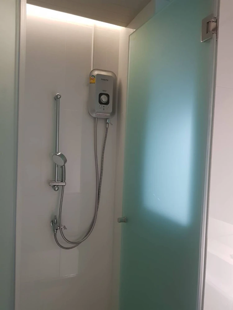 For rent Triple Y Residence, a nice room with complete decorations. Book now, don't wait.