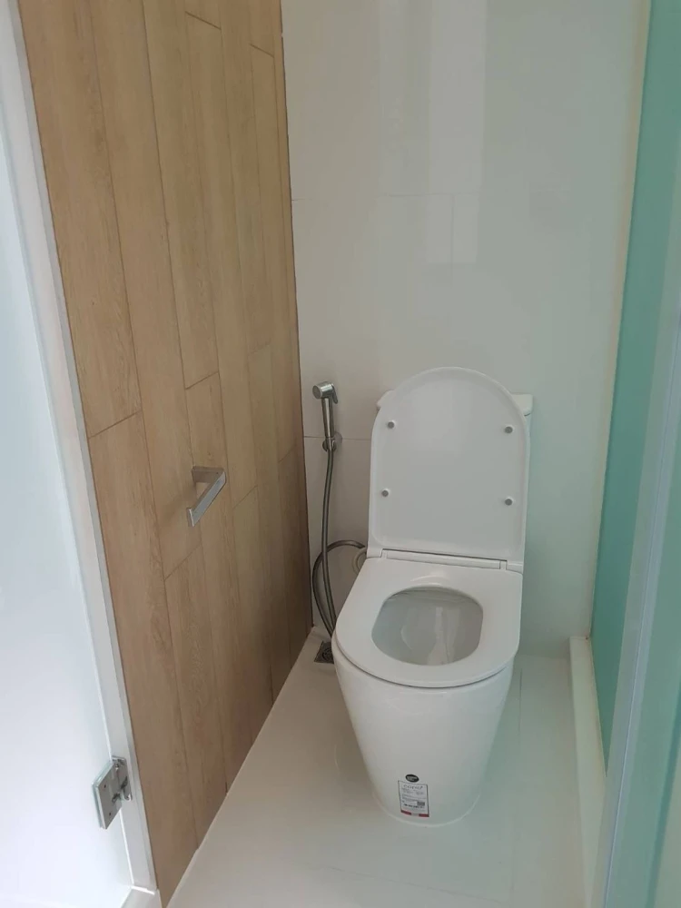 For rent Triple Y Residence, a nice room with complete decorations. Book now, don't wait.