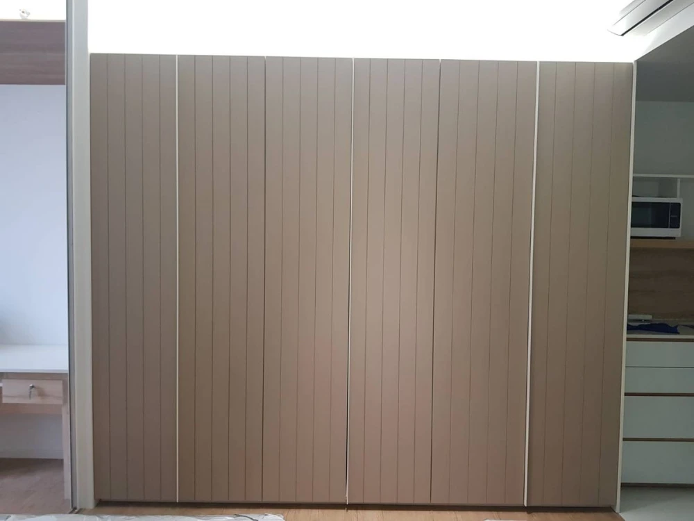 For rent Triple Y Residence, a nice room with complete decorations. Book now, don't wait.