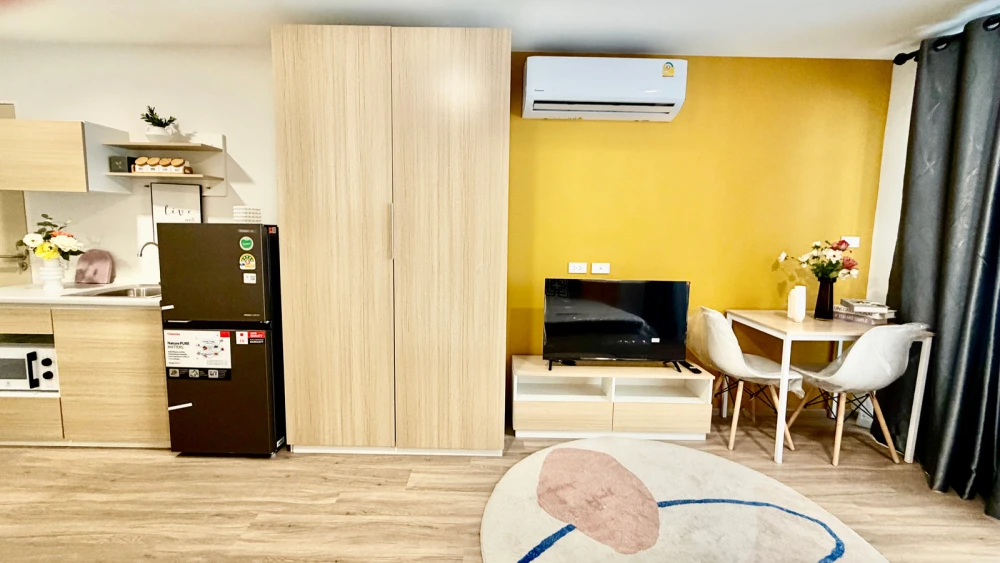 For rent: Twize Future Rangsit, 2nd floor. Beautifully furnished and ready to move in. Book now!