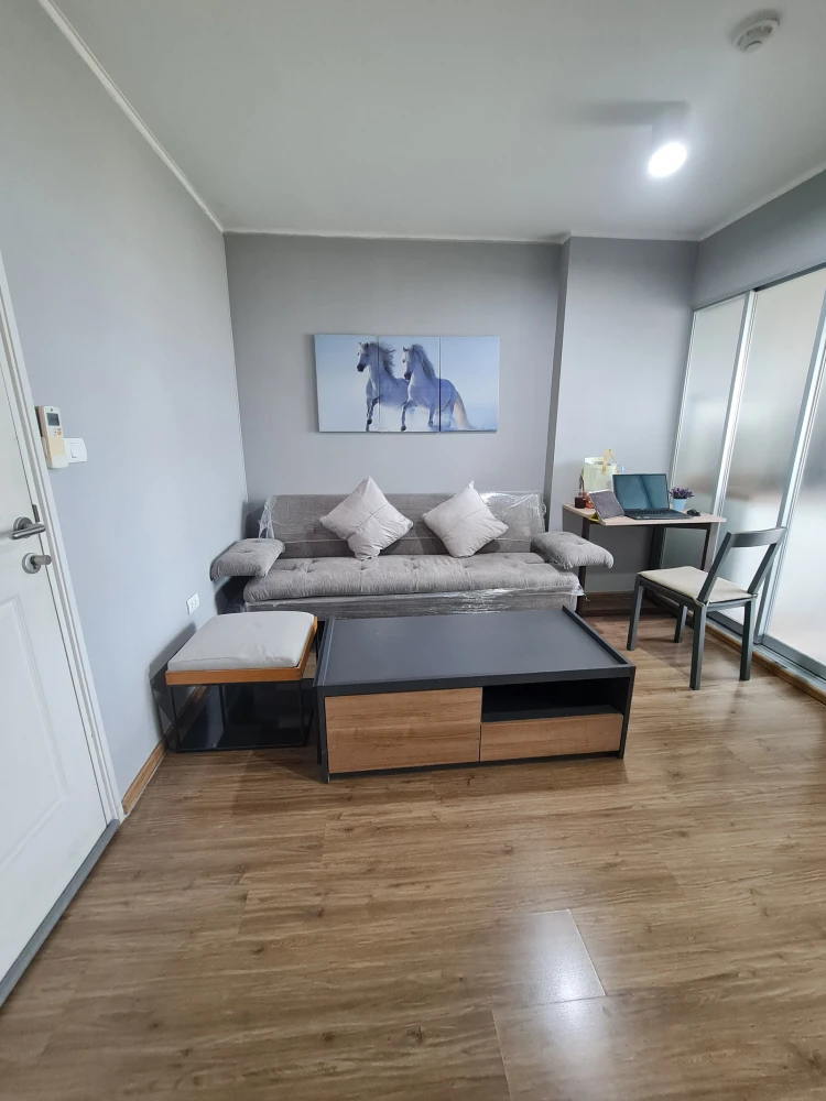 Condo for rent at U @ Huamak Station. Nice and fully furnished. Book now!