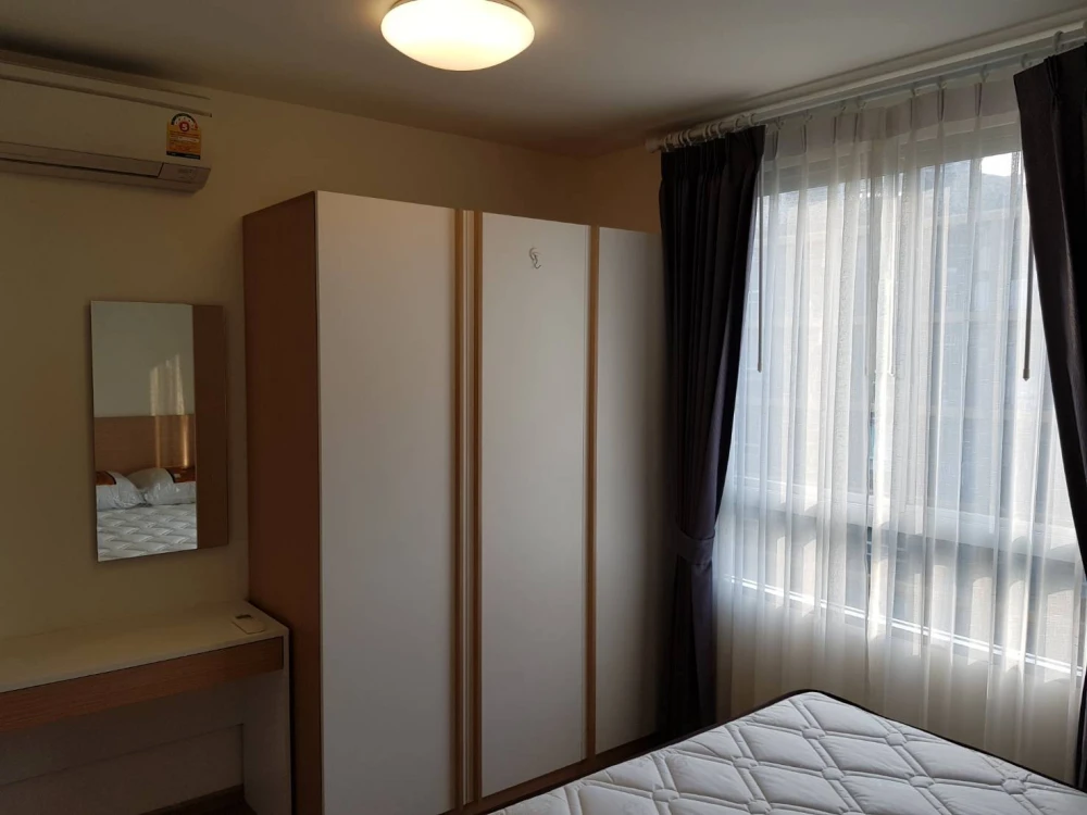 For rent: U Campus Rangsit-Muangake, 7th floor, pool view, fully furnished, ready to move in. Book now!