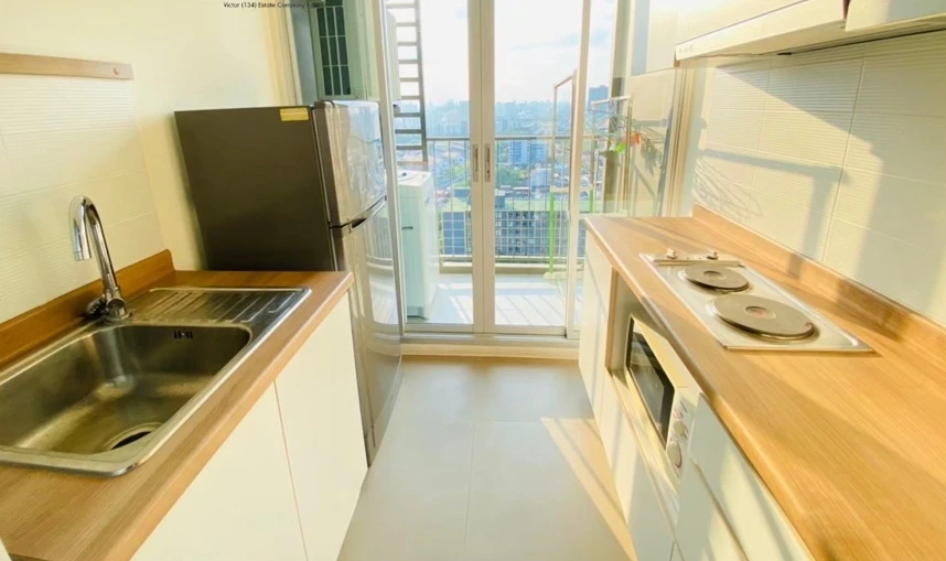For rent: U Delight @ HuaMak Station. Nice room, high-quality wallpaper. Amazing price! Don't miss out!