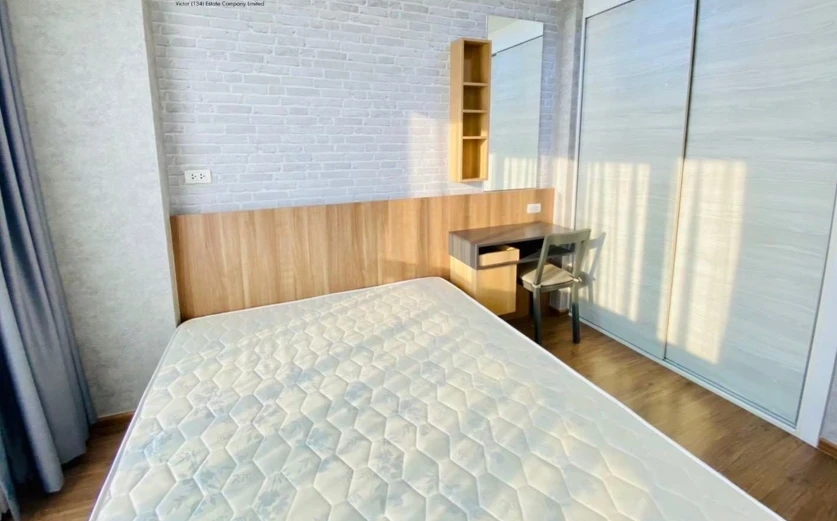 For rent: U Delight @ HuaMak Station. Nice room, high-quality wallpaper. Amazing price! Don't miss out!