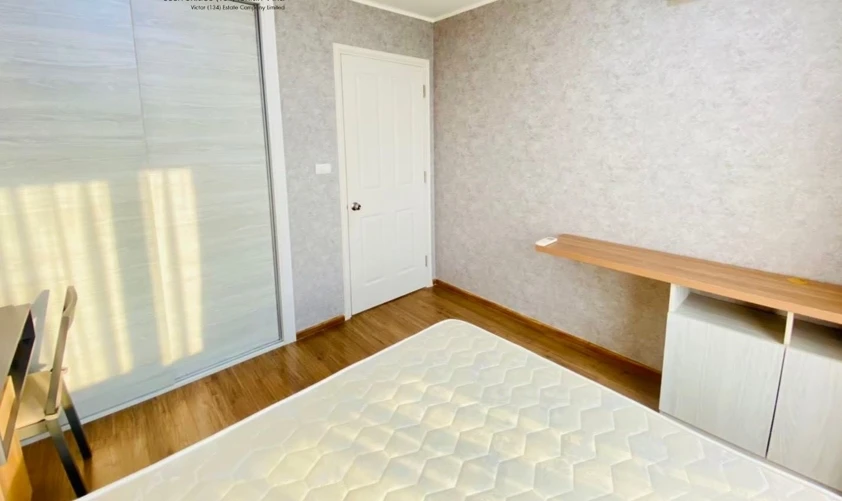 For rent: U Delight @ HuaMak Station. Nice room, high-quality wallpaper. Amazing price! Don't miss out!