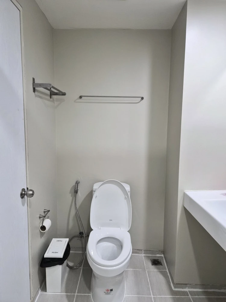 For rent: U Delight @ Huamak, fully furnished apartment with complete amenities. Just bring your belongings and move in! You won't want to miss this o