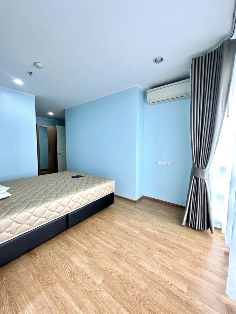 For rent: U Delight @ Onnut Station, spacious room with plenty of usable space, fully furnished and equipped with appliances. Reserve now!