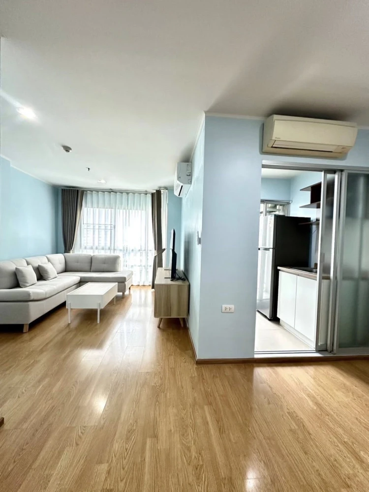 For rent: U Delight @ Onnut Station, spacious room with plenty of usable space, fully furnished and equipped with appliances. Reserve now!