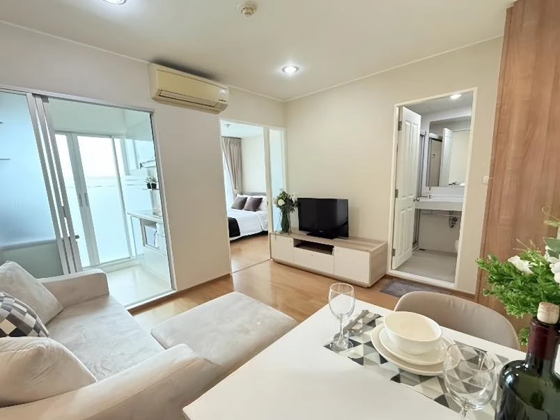For rent: U Delight @ Onnut Station, high-floor room, nice to live in, fully equipped with amenities. Hurry and reserve now before it's too late!!!