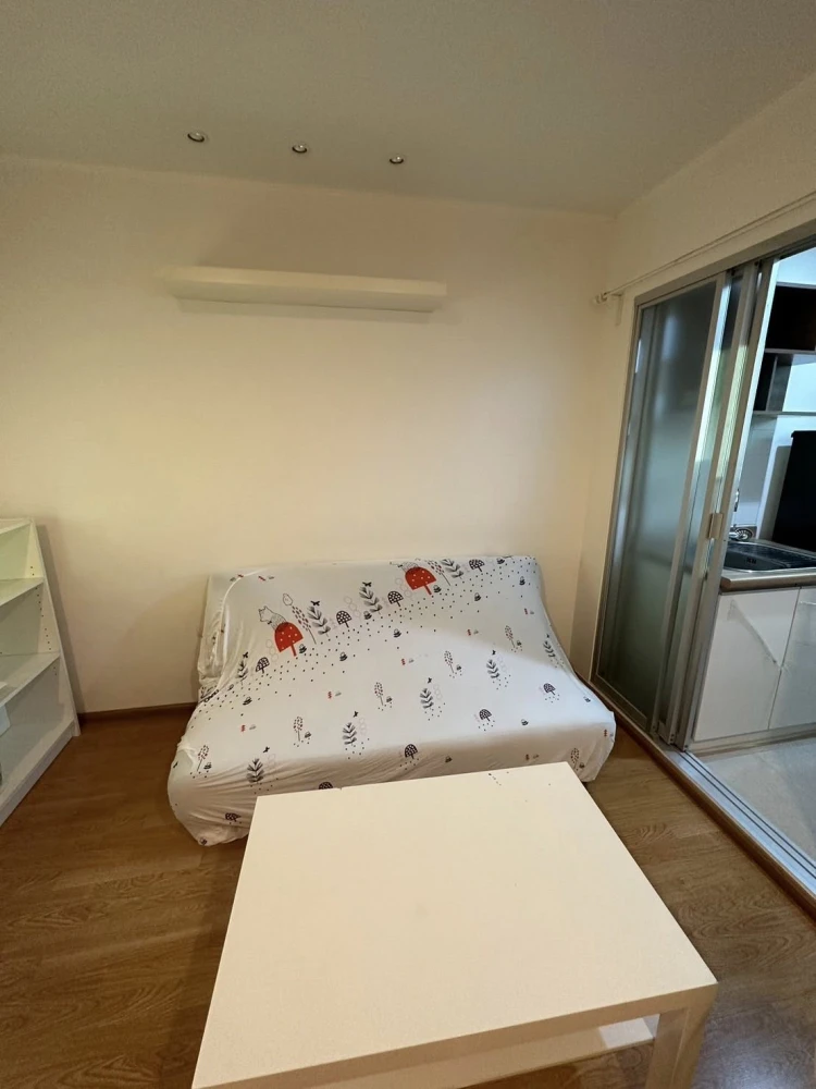 For rent: U Delight @ Onnut Station, ready to move in, fully furnished, affordable price. Reserve now before it's too late.