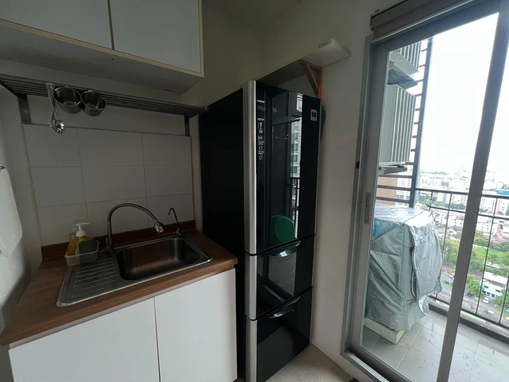 For rent: U Delight @ TalatPhlu Station, 1 bedroom, 1 bathroom. High-quality built-in furniture. Don't miss this great opportunity!