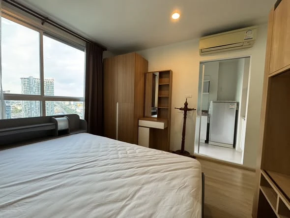 For rent: U Delight 2 Bangsue Station, high floor unit, fully furnished, affordable price. Book now before it's too late!