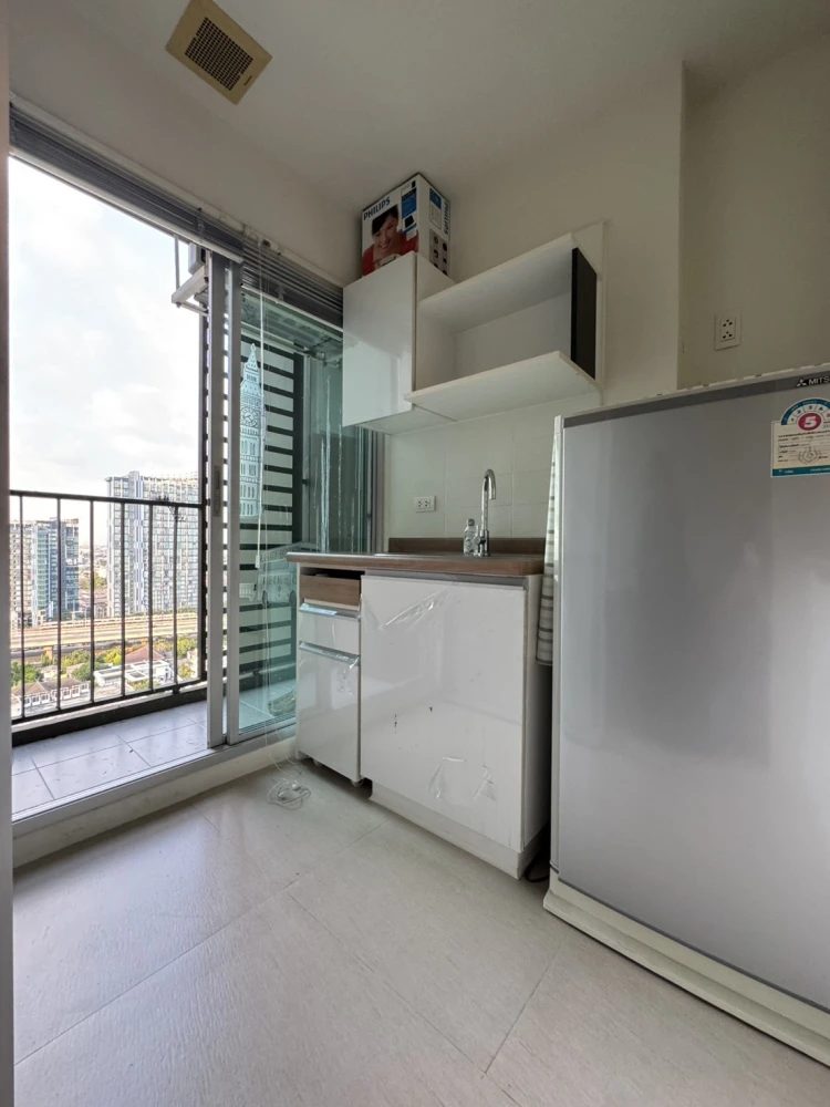 For rent: U Delight 2 Bangsue Station, high floor unit, fully furnished, affordable price. Book now before it's too late!